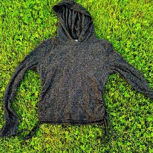 Long sleeve cropped with hood